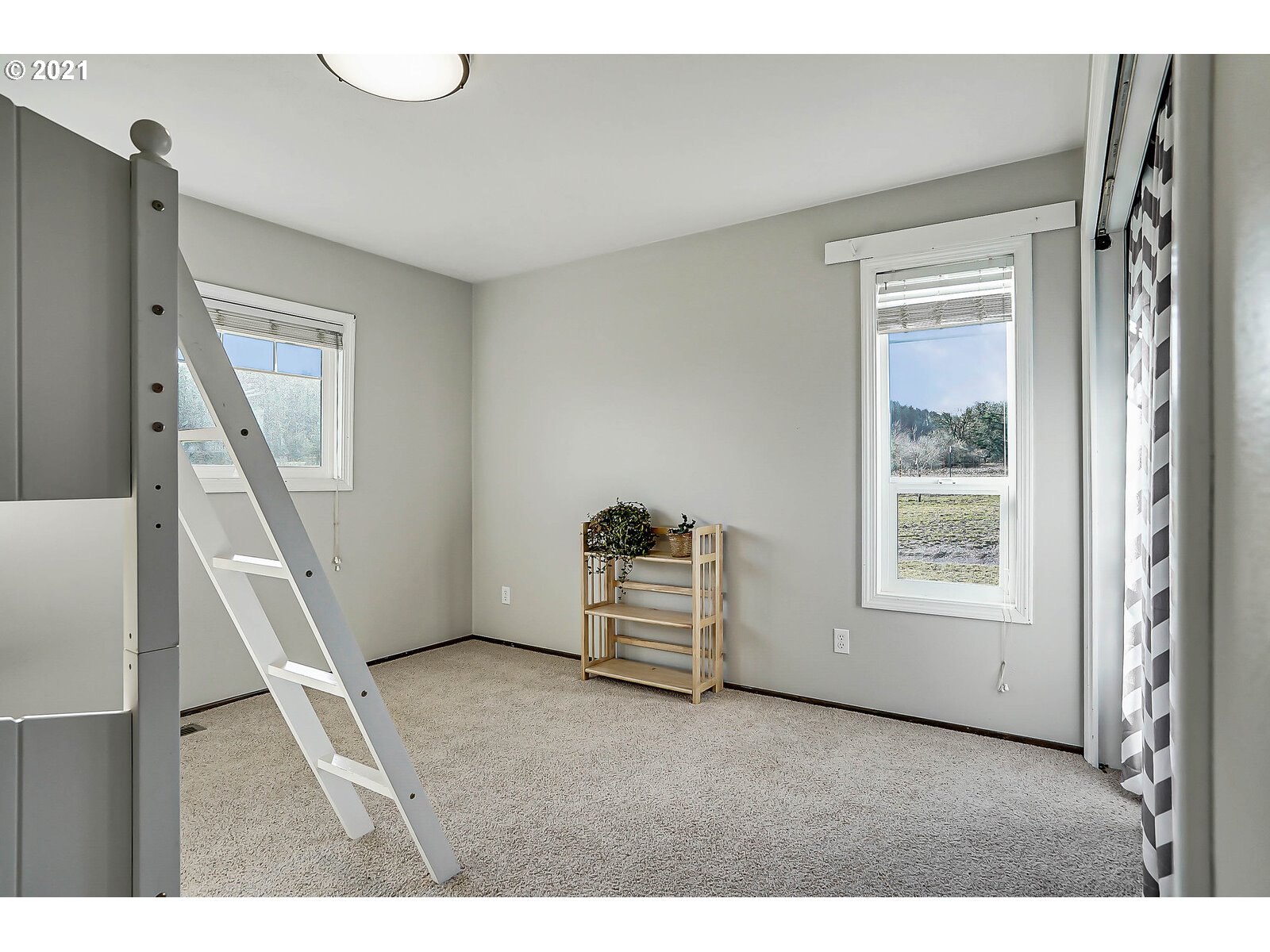 15734 Salt Creek Road Dallas, OR 97338 - Photo 25 of 32