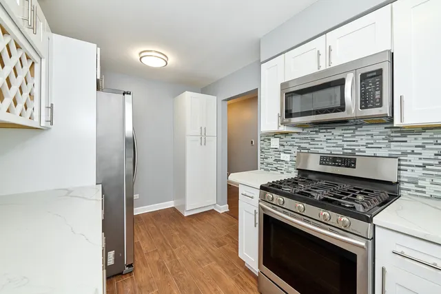 $249,000 | 6800 North California Avenue, Unit 3S, Chicago, IL 60645