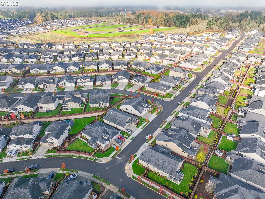 1819 South 50th Place Ridgefield, WA 98642 - Photo 44 of 48 view of a city with an ocean view