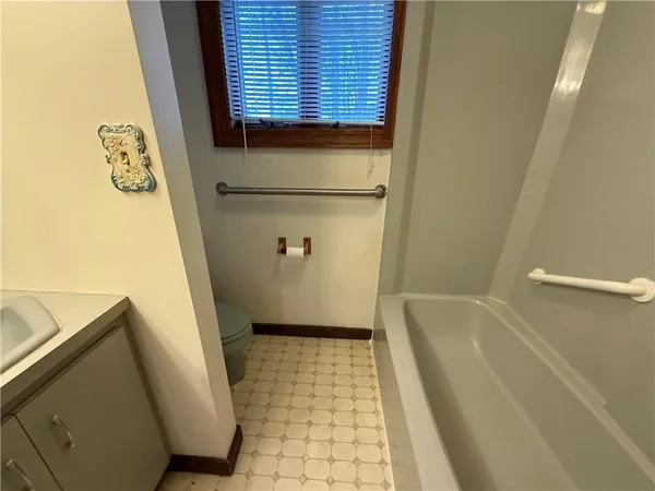 a bathroom with a tub