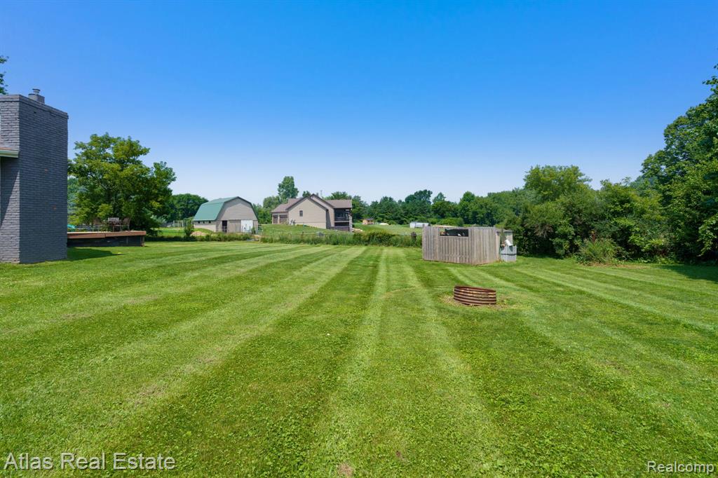 11991 Coolidge Road Goodrich, MI 48438 - Photo 11 of 53