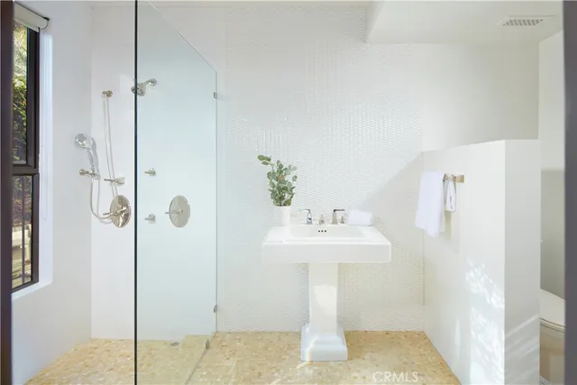 $17,995,000 | 301 Morning Star Lane, Newport Beach, CA 92660