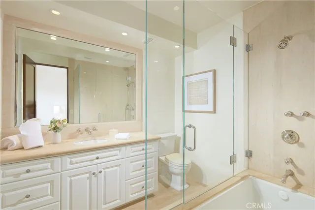 $17,995,000 | 301 Morning Star Lane, Newport Beach, CA 92660