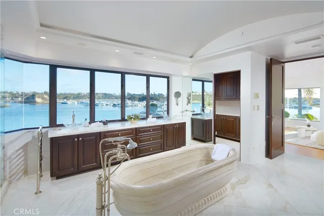 $17,995,000 | 301 Morning Star Lane, Newport Beach, CA 92660