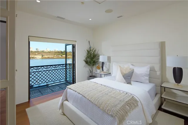 $17,995,000 | 301 Morning Star Lane, Newport Beach, CA 92660