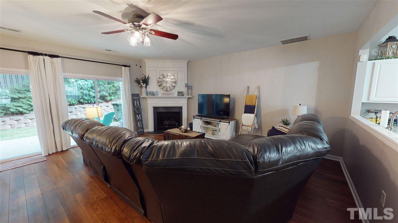 4314 Vienna Crest Drive Raleigh, NC 27613 - Photo 4 of 14 Gallery Image 4
