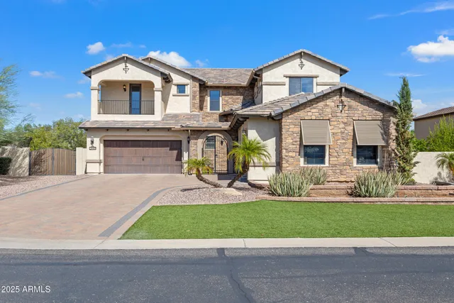 $1,579,000 | 2448 East Amber Lane, Gilbert, AZ 85296