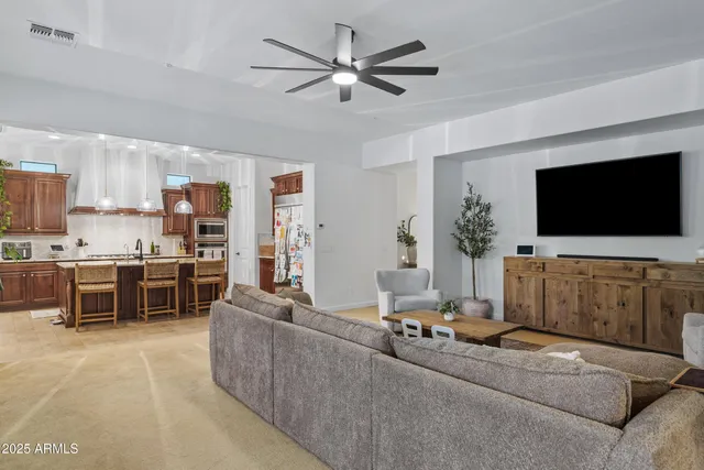 $1,579,000 | 2448 East Amber Lane, Gilbert, AZ 85296