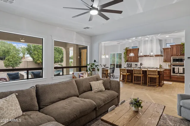 $1,579,000 | 2448 East Amber Lane, Gilbert, AZ 85296