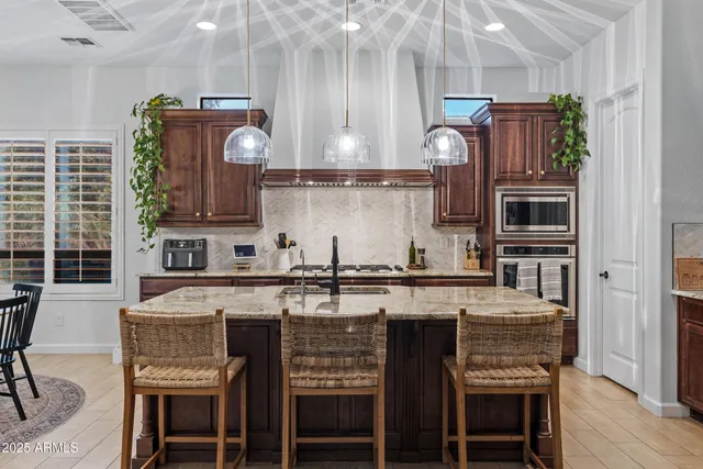 $1,579,000 | 2448 East Amber Lane, Gilbert, AZ 85296