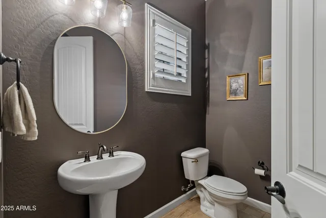 $1,579,000 | 2448 East Amber Lane, Gilbert, AZ 85296