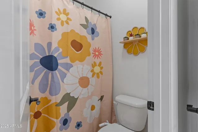 $1,579,000 | 2448 East Amber Lane, Gilbert, AZ 85296