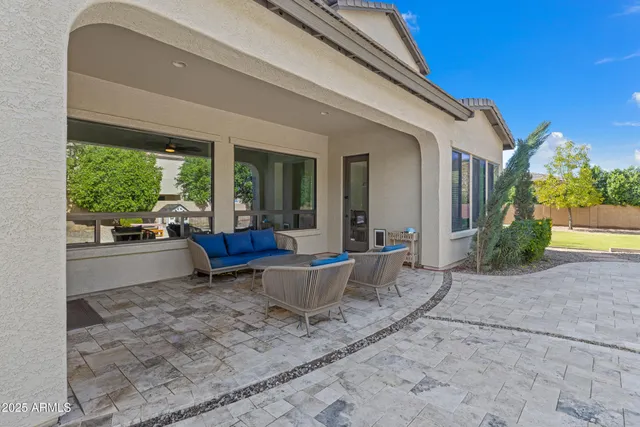 $1,579,000 | 2448 East Amber Lane, Gilbert, AZ 85296