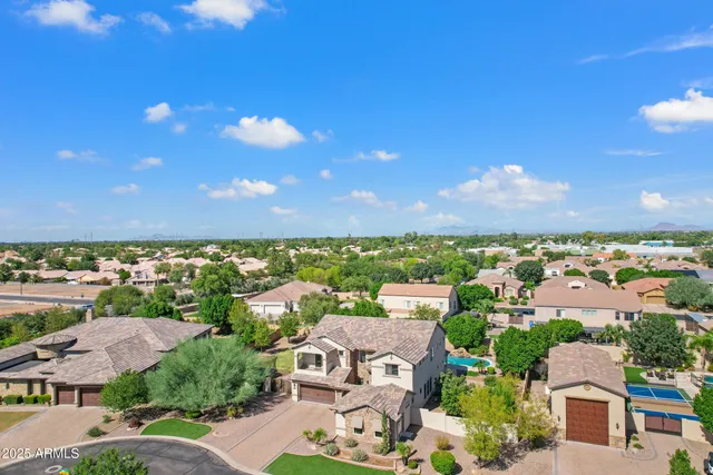 $1,579,000 | 2448 East Amber Lane, Gilbert, AZ 85296