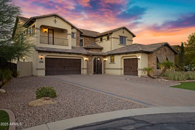 $1,579,000 | 2448 East Amber Lane, Gilbert, AZ 85296