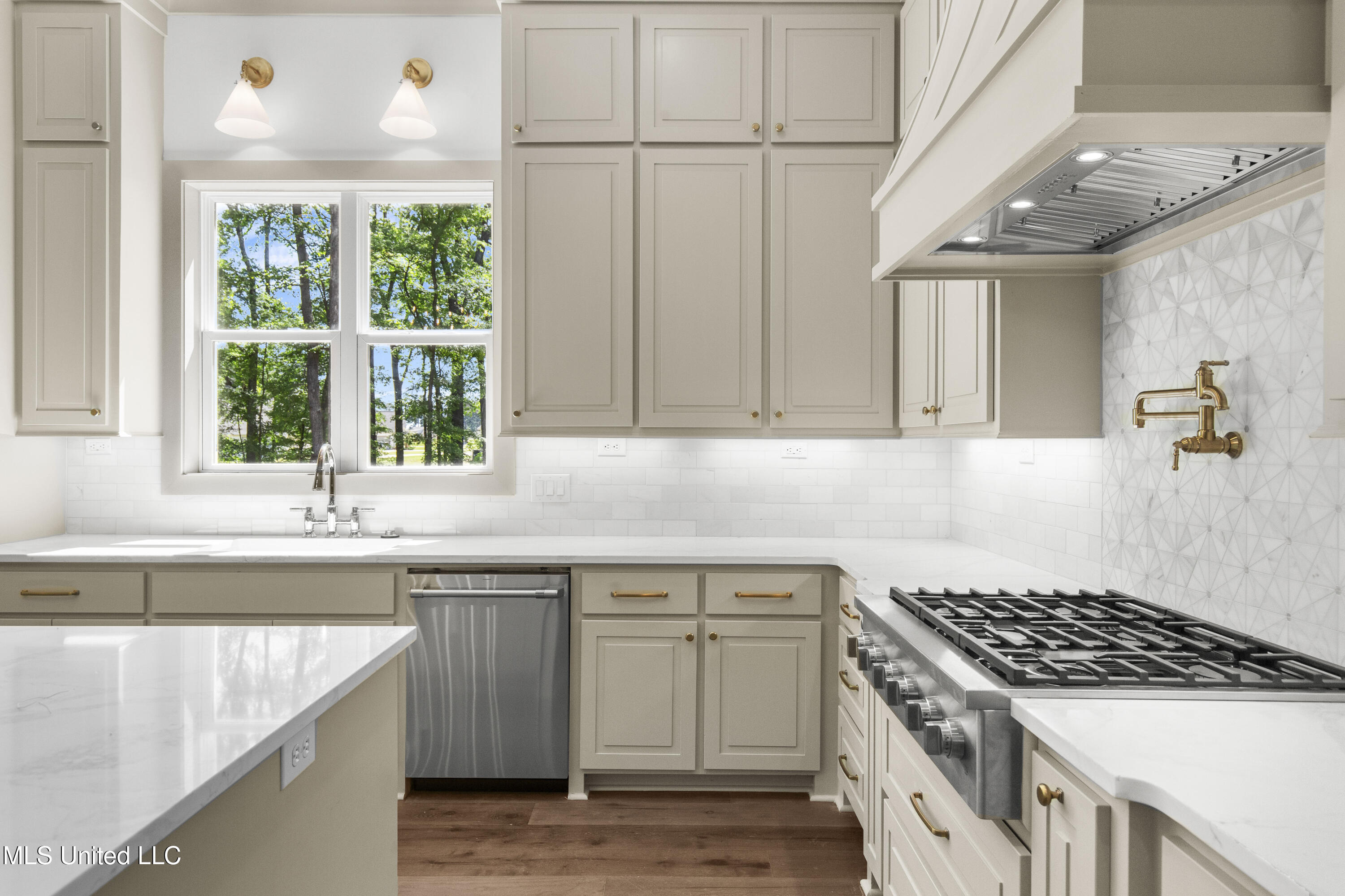 227 Oakside Trail Madison, MS 39110 - Photo 12 of 69 Lot 26 Silverleaf-26