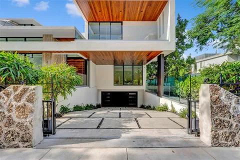 $9,499,000 | 2130 South Miami Avenue, Miami, FL 33129