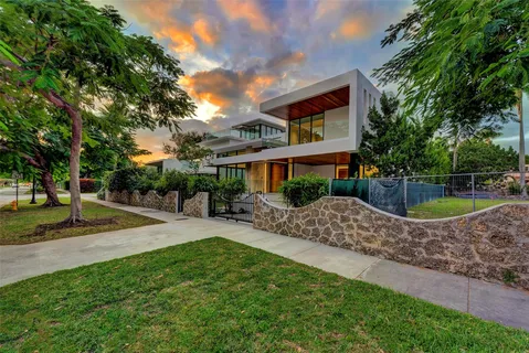 $9,499,000 | 2130 South Miami Avenue, Miami, FL 33129