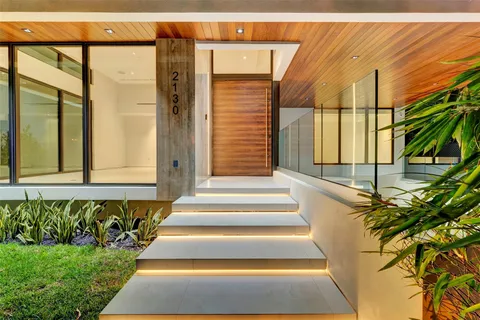 $9,499,000 | 2130 South Miami Avenue, Miami, FL 33129