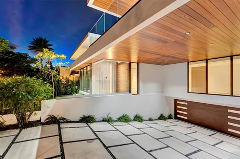 $9,499,000 | 2130 South Miami Avenue, Miami, FL 33129
