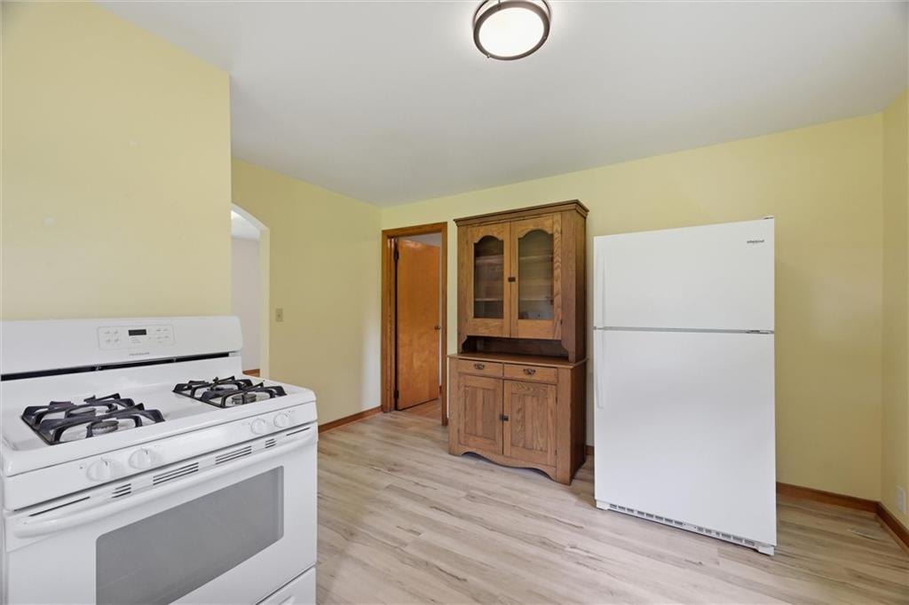 1444 Sarver Road Freeport, PA 16229 - Photo 9 of 42