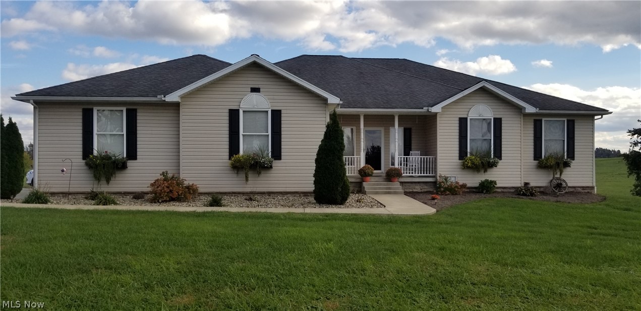 70153 Crescent Road St. Clairsville, OH 43950 - Photo 2 of 31