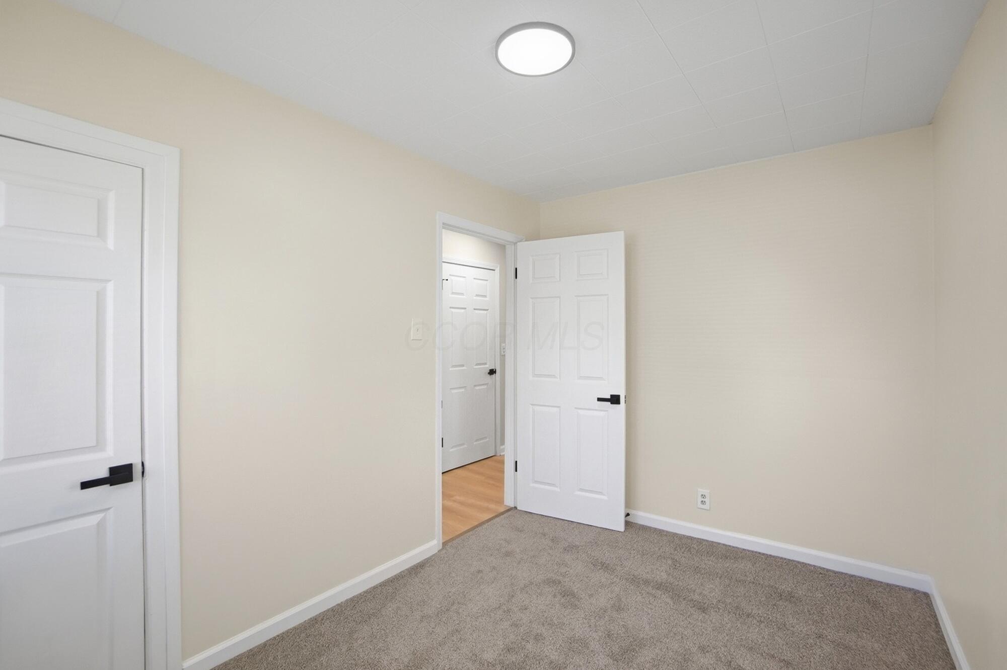 691 Basswood Road Columbus, OH 43207 - Photo 22 of 32 022