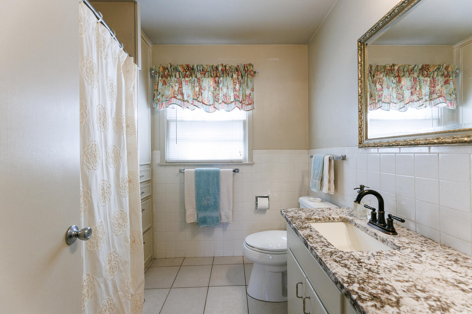 5213 17th Street Lubbock, TX 79416 - Photo 36 of 56 Primary Bathroom