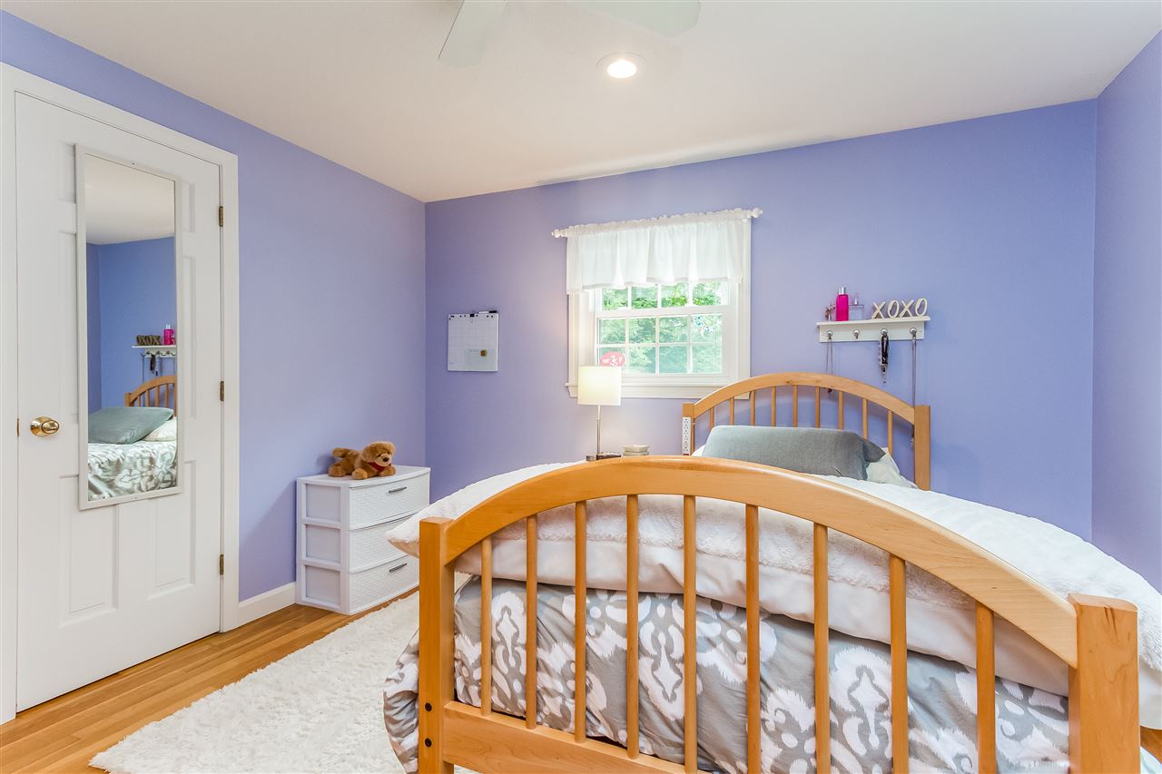 7 Birchdale Road Bow, NH 03304 - Photo 25 of 38