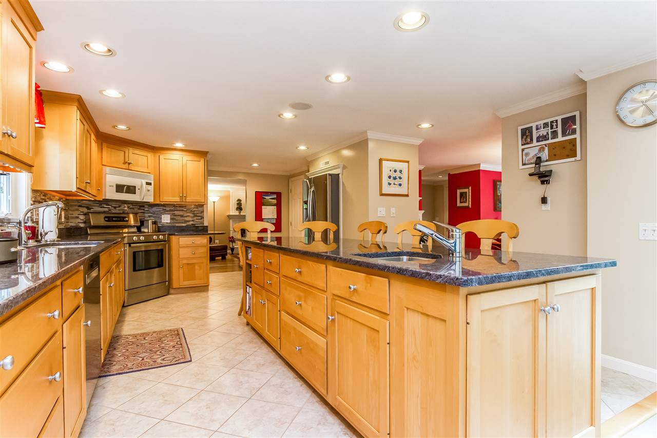 7 Birchdale Road Bow, NH 03304 - Photo 6 of 38