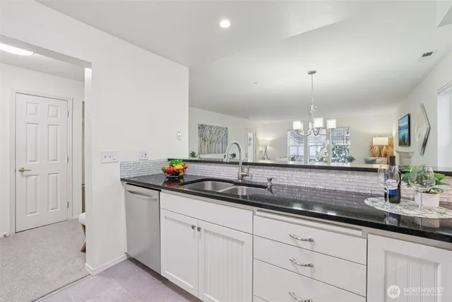 $479,000 | 4133 224th Lane Southeast, Unit 103, Issaquah, WA 98029