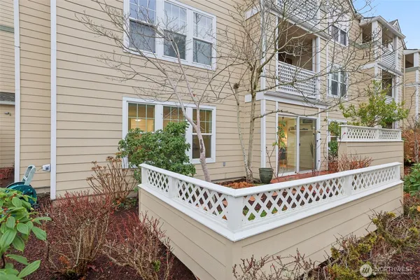 $455,000 | 4133 224th Lane Southeast, Unit 103, Issaquah, WA 98029