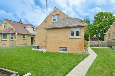 $219,000 | 3767 North 77th Street, Milwaukee, WI 53222