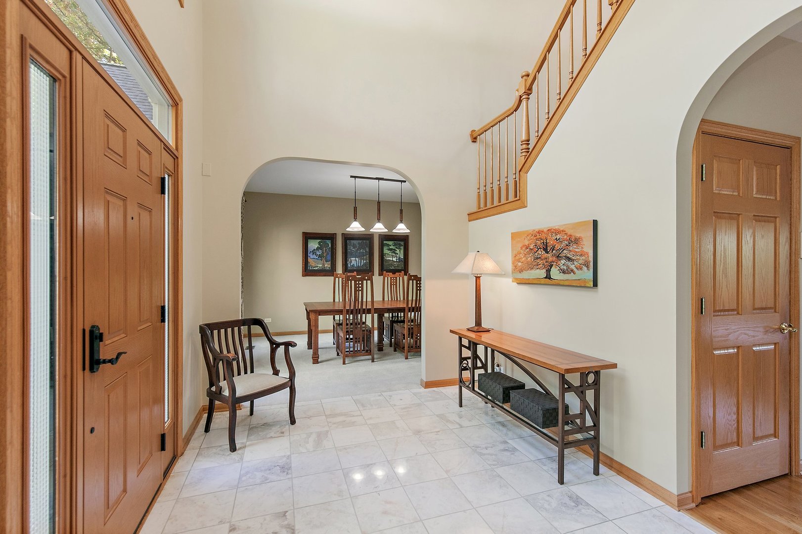 415 Roslyn Road East Dundee, IL 60118 - Photo 3 of 48 Gallery Image 3