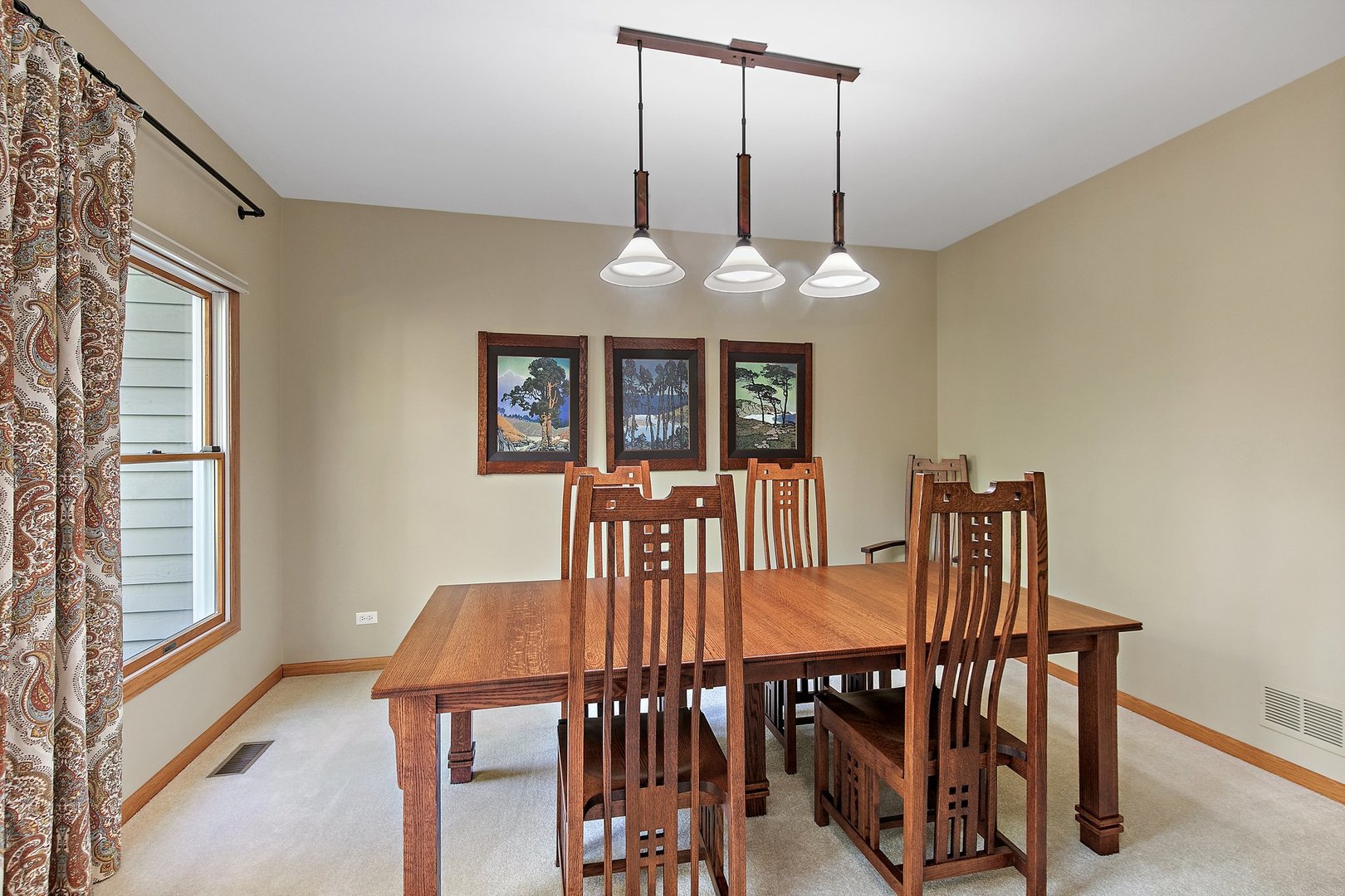 415 Roslyn Road East Dundee, IL 60118 - Photo 7 of 48 Gallery Image 7