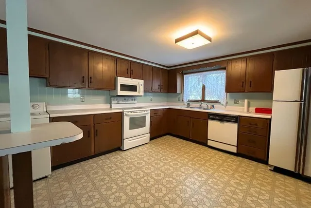 $299,500 | 10 Jay Street, Montpelier, VT 05602