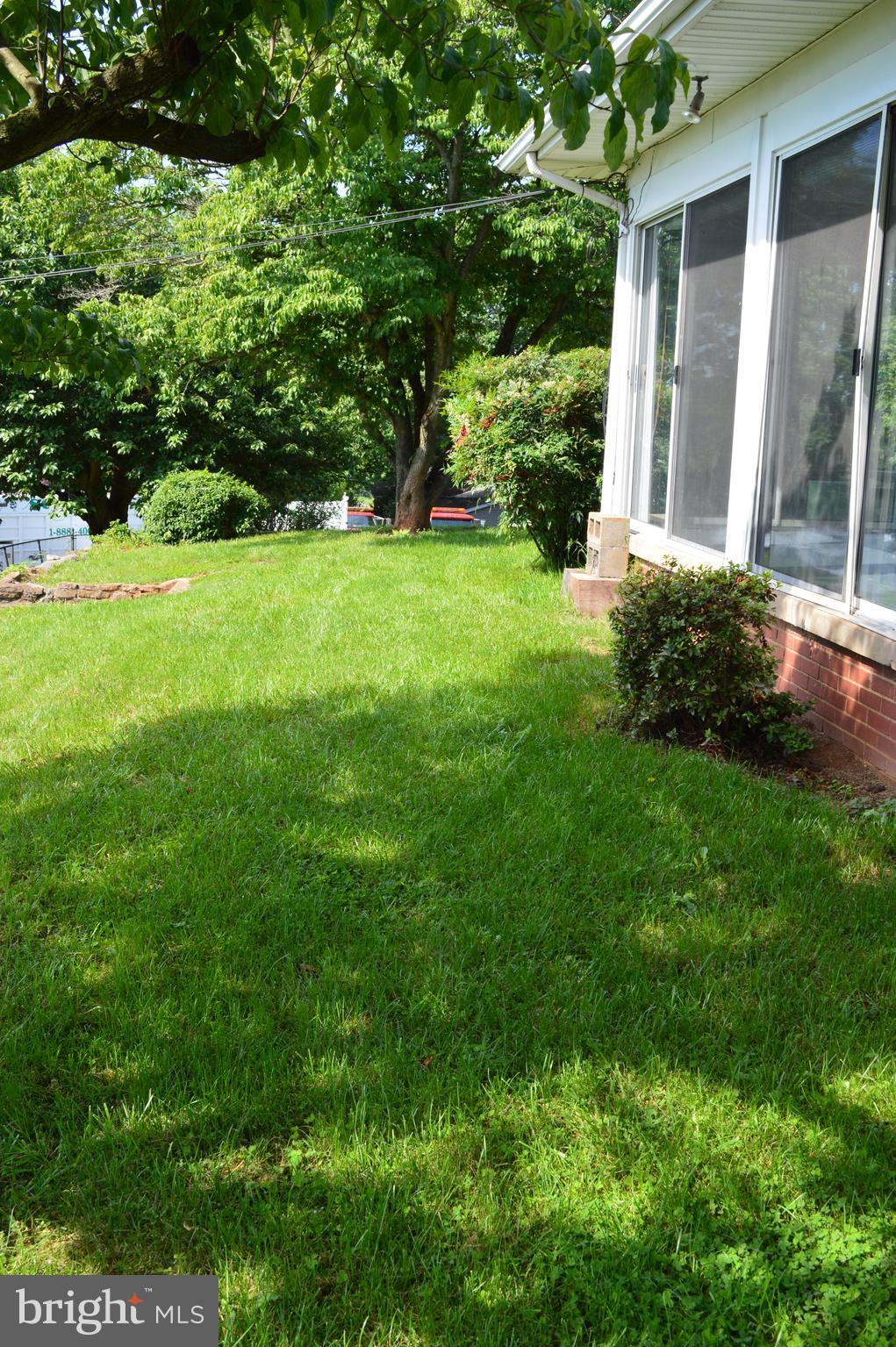 320 Fairview Road Culpeper, VA 22701 - Photo 18 of 30 Side Yard