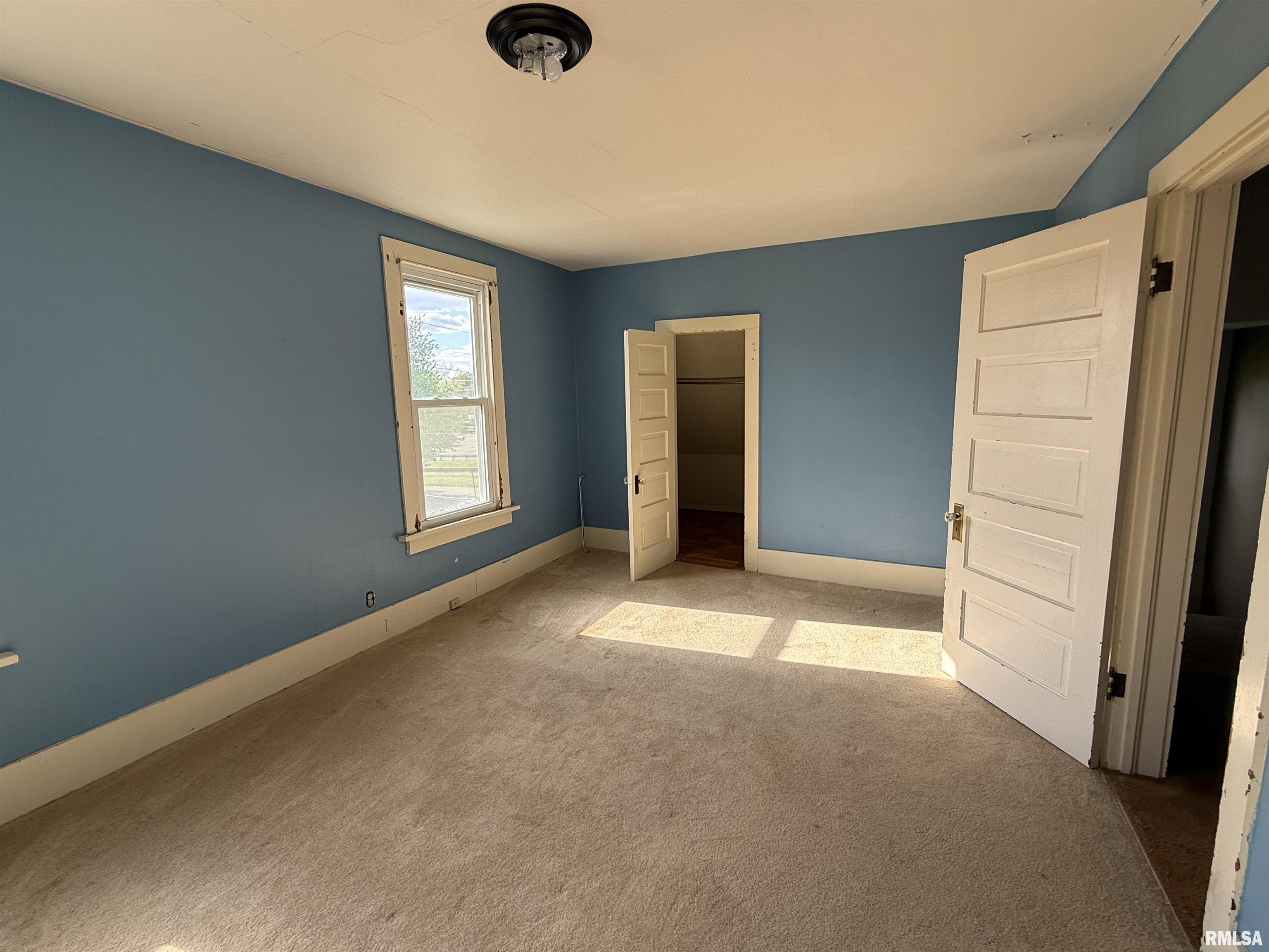 319 South Ave A Canton, IL 61520 - Photo 19 of 28