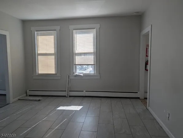 $1,900 | 515 Morris Avenue, Summit, NJ 07901