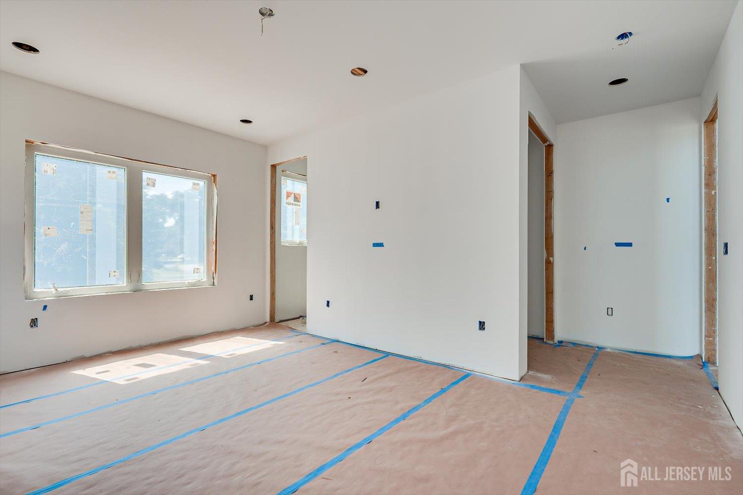 54 Nevsky Street Edison, NJ 08820 - Photo 28 of 53