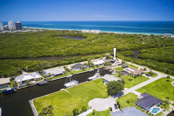 137 Queens Road Fort Pierce, FL 34949 - Photo 3 of 43 3