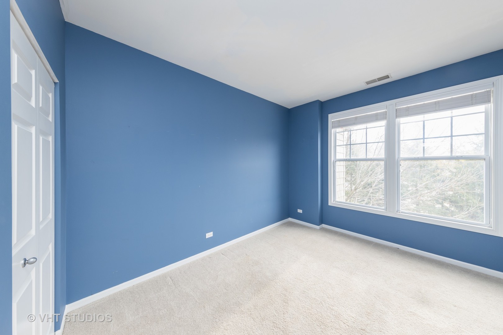 335 Promontory Lane, Unit B Wauconda, IL 60084 - Photo 12 of 17