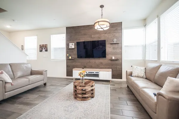 $430,000 | 2037 North Rogers Avenue, Clovis, CA 93619