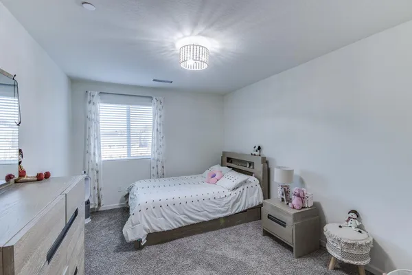 $430,000 | 2037 North Rogers Avenue, Clovis, CA 93619