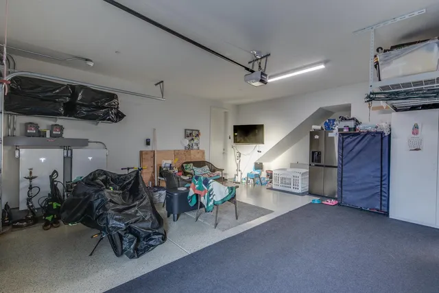 $470,000 | 2037 North Rogers Avenue, Clovis, CA 93619