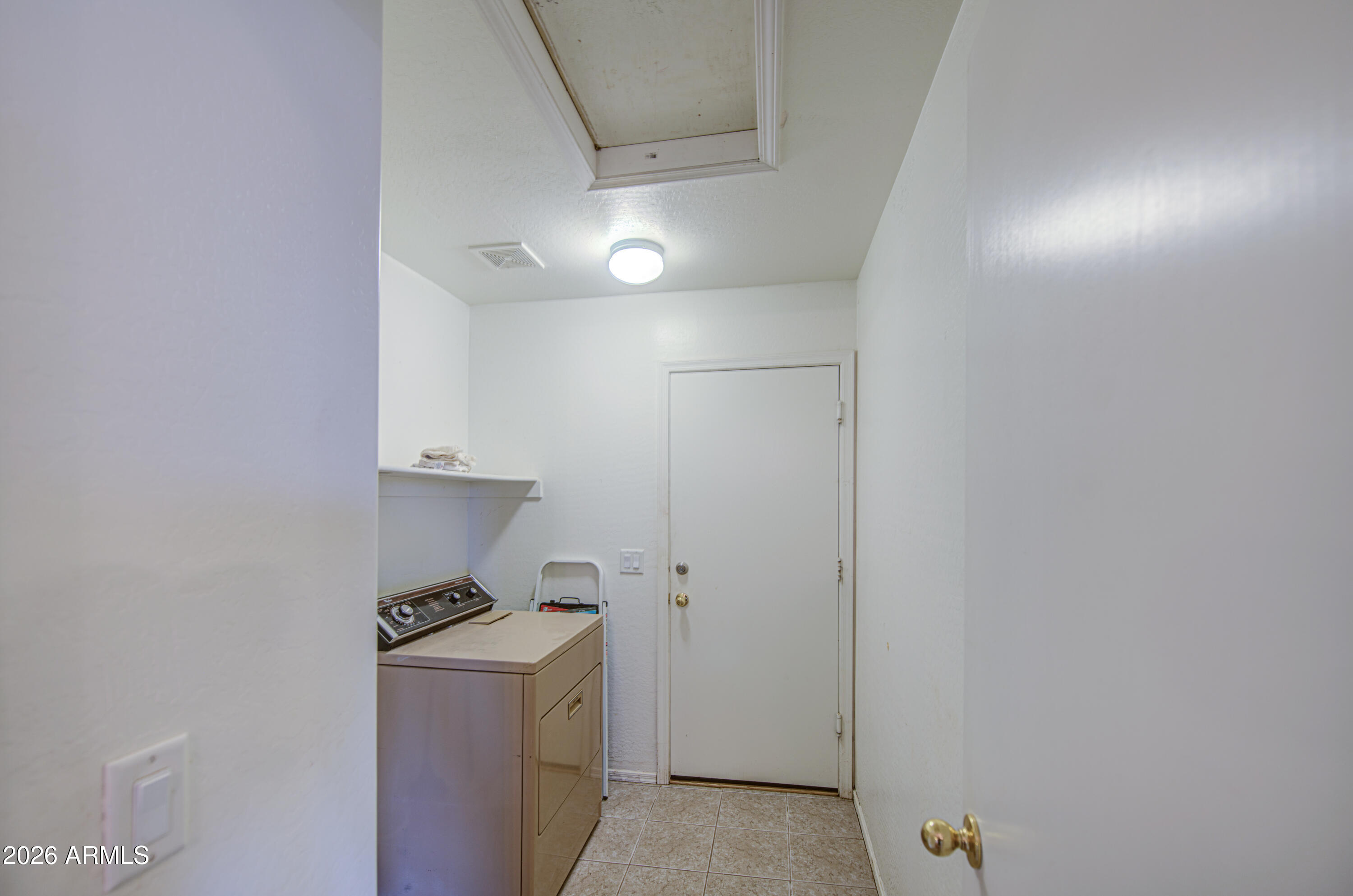 34802 West Elliot Road Arlington, AZ 85322 - Photo 27 of 60 Laundry