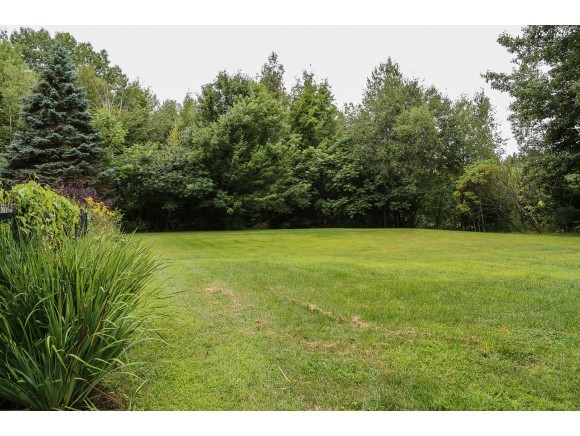 256 Galloping Hill Road Hopkinton, NH 03229 - Photo 10 of 32