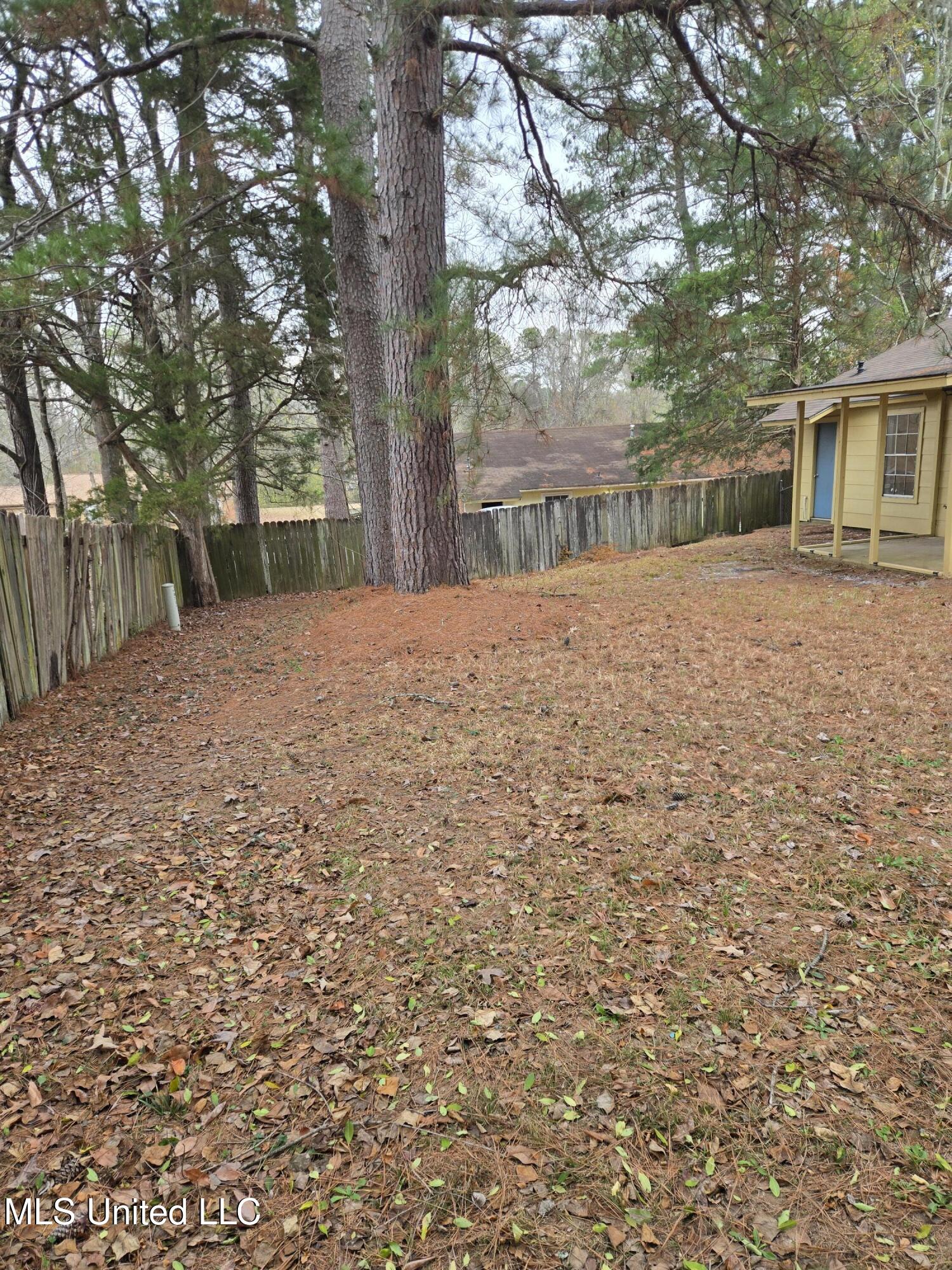38 Cedar Place Jackson, MS 39212 - Photo 7 of 17 38 Cedar Place, Jackson - 8