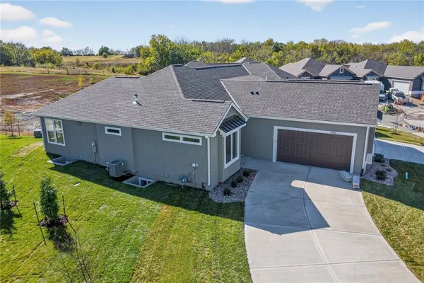 $618,430 | 11562 South Olathe Vw Road, Olathe, KS 66061