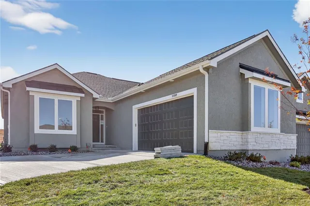 $618,430 | 11562 South Olathe Vw Road, Olathe, KS 66061